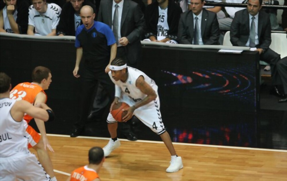 The Top 10 Best Players in the NBA - Updated Every Day! 10 GetPaidStock.com 6239a47004fb1