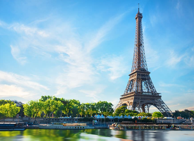 The Top 10 Most Beautiful Cities in The World! 2 Paris